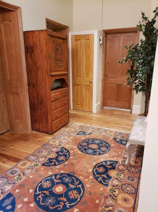 3 Bedroom 3 Bathroom Ground Floor Condo With Veranda ريغيت المظهر الخارجي الصورة
