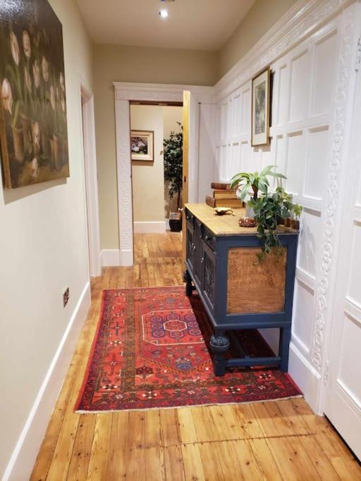 3 Bedroom 3 Bathroom Ground Floor Condo With Veranda ريغيت المظهر الخارجي الصورة